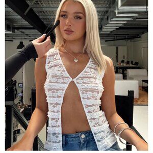 NWT Princess Polly White Lace V-Neck Split Top Size 8